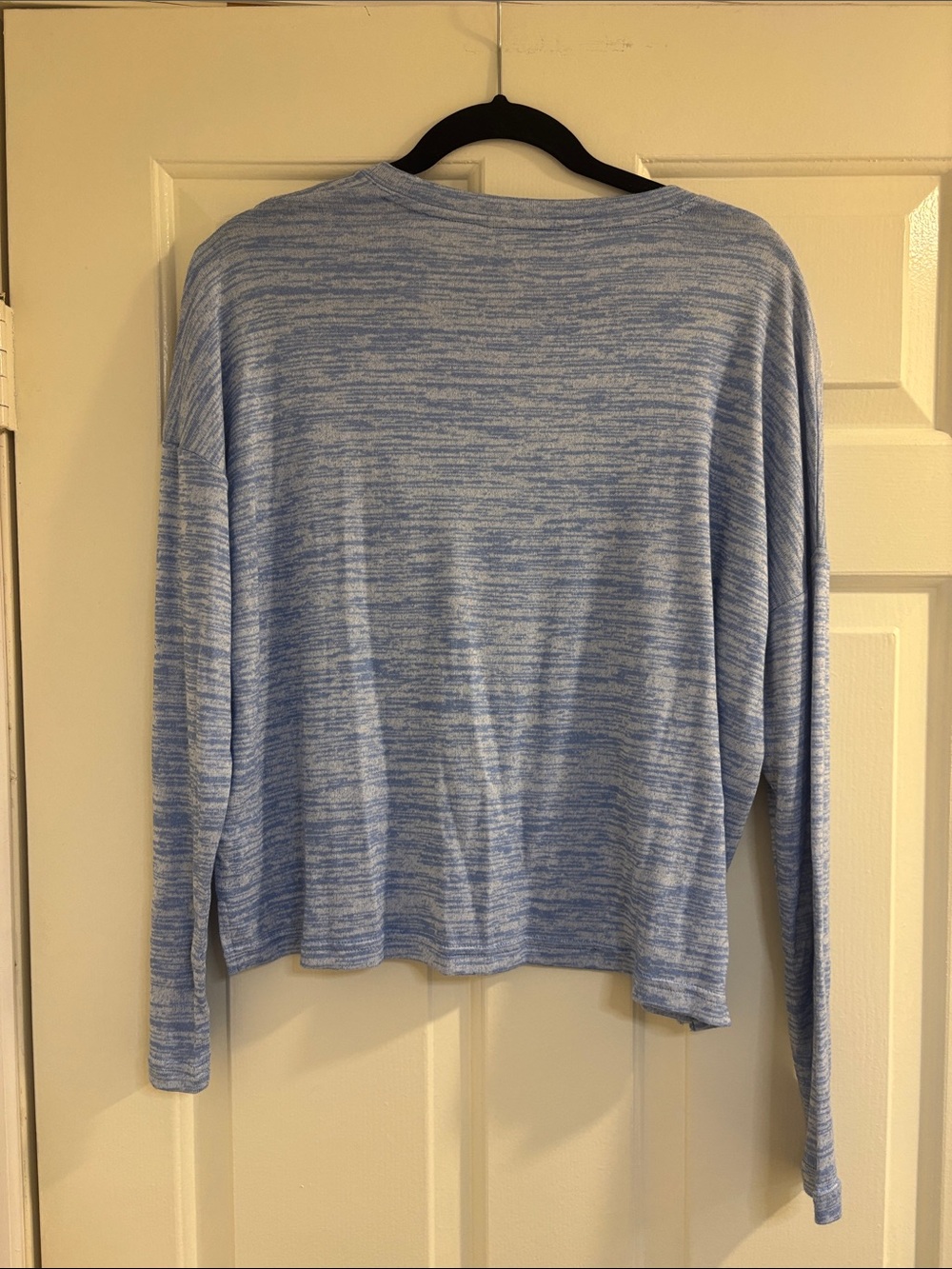 Banana Republic Light Blue Marled Crew Neck Top - Picture 3 of 3